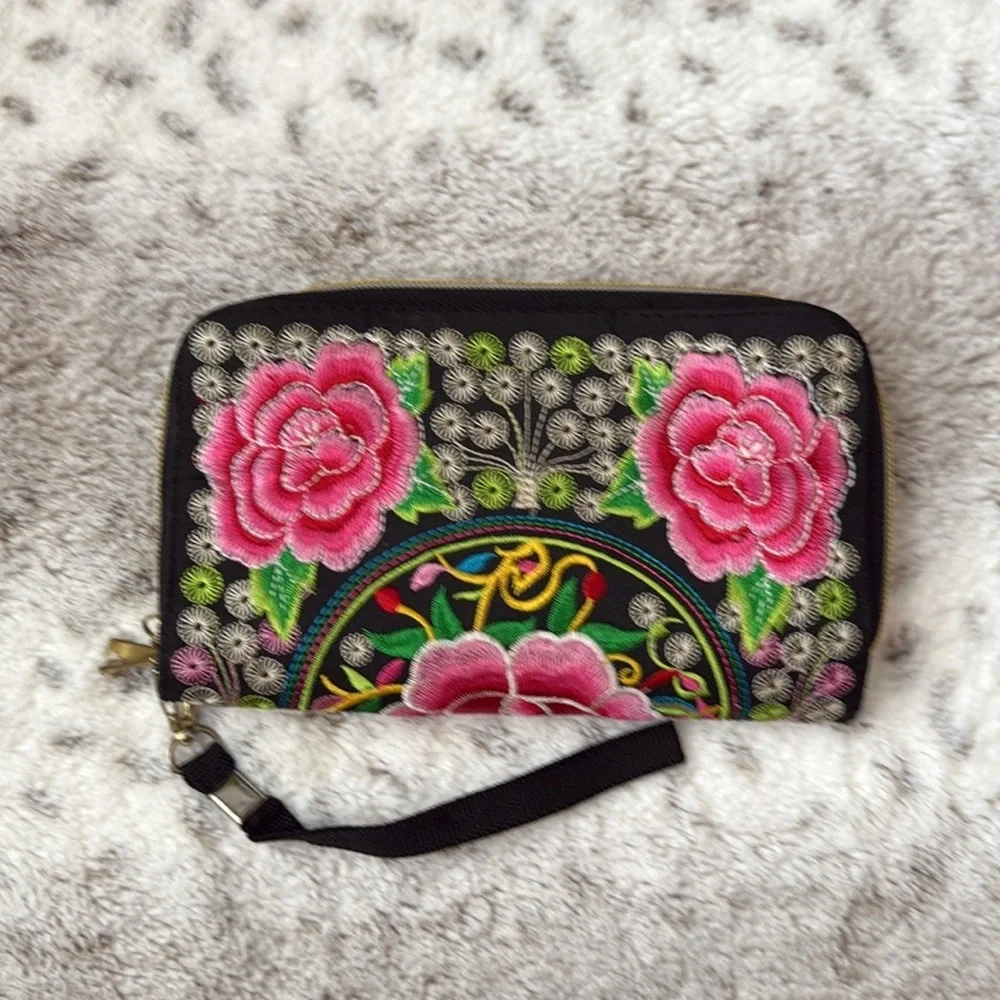 Pink floral embroidered wristlet boho chic fiesta festival resortwear Barbie